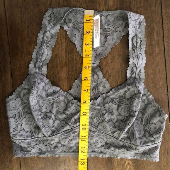 Free People Intimately Grey Racerback Lace Bralette Bra Size Medium - Picture 11 of 11